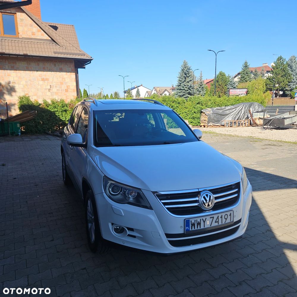 Volkswagen Tiguan - 2