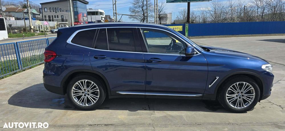 BMW X3 xDrive20d Aut. Luxury Line - 3