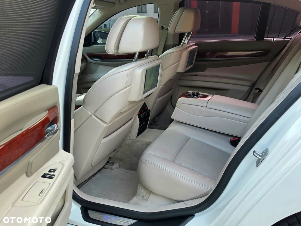 BMW-ALPINA B7 - 16