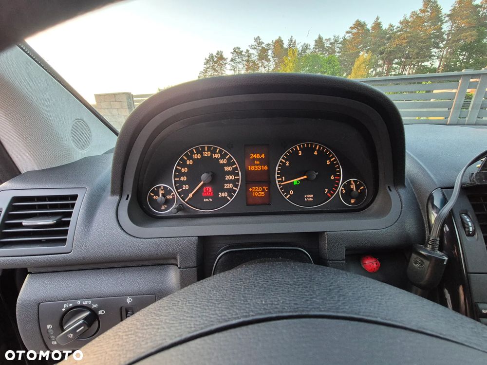 Mercedes-Benz Klasa A 170 BlueEFFICIENCY Elegance Flotte - 13