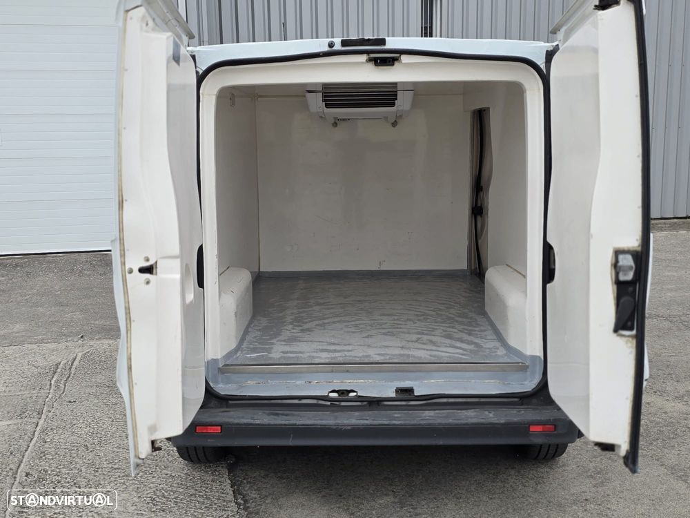 Renault Trafic - 2