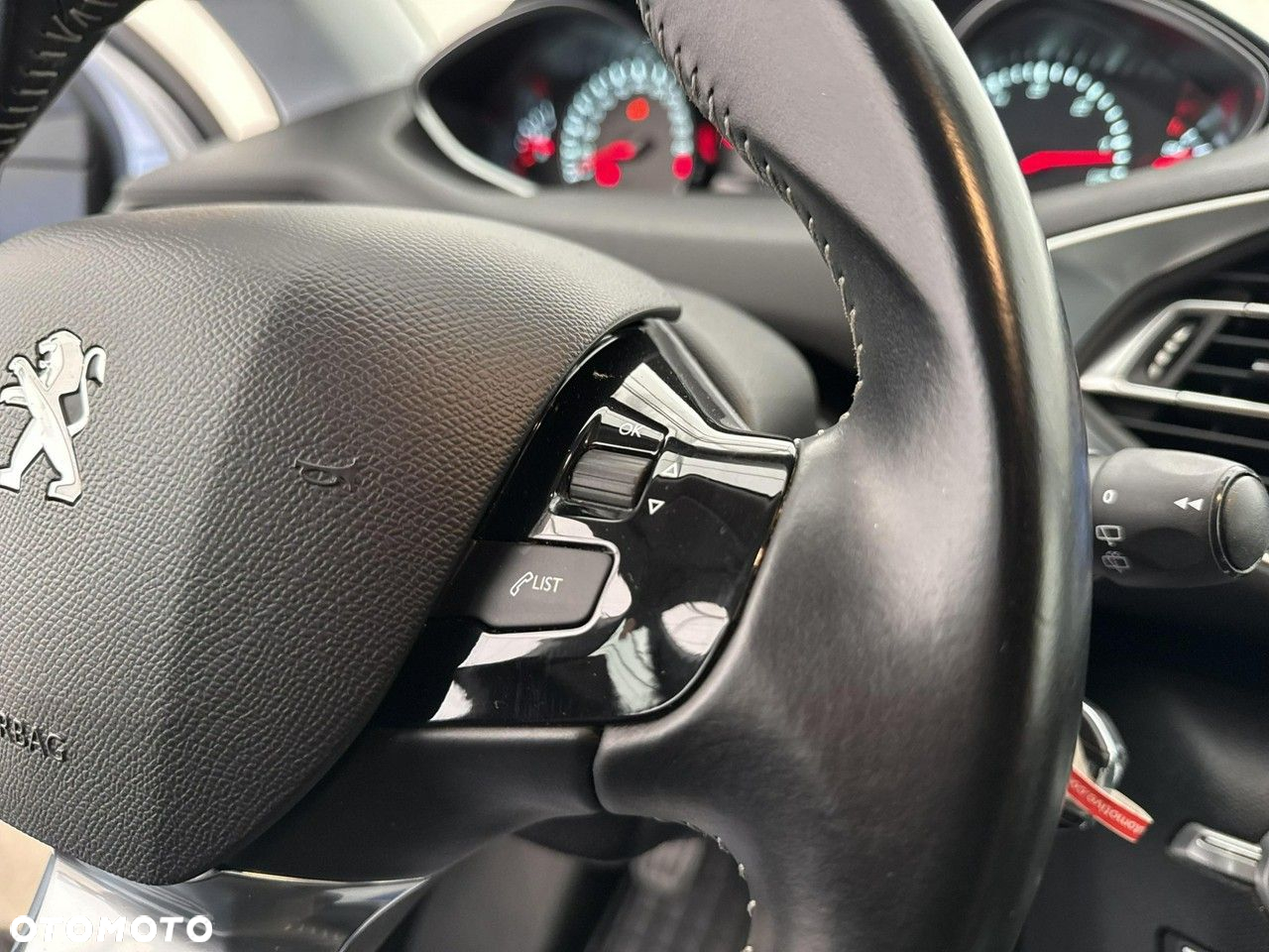 Peugeot 308 1.5 BlueHDi Active S&S - 22
