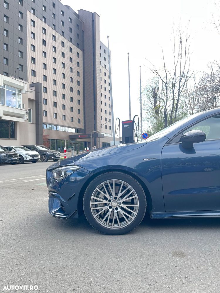 Mercedes-Benz CLA 35 AMG - 9