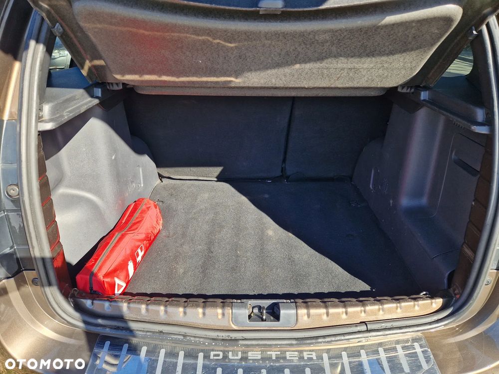 Dacia Duster 1.6 SCe Laureate S&S - 12