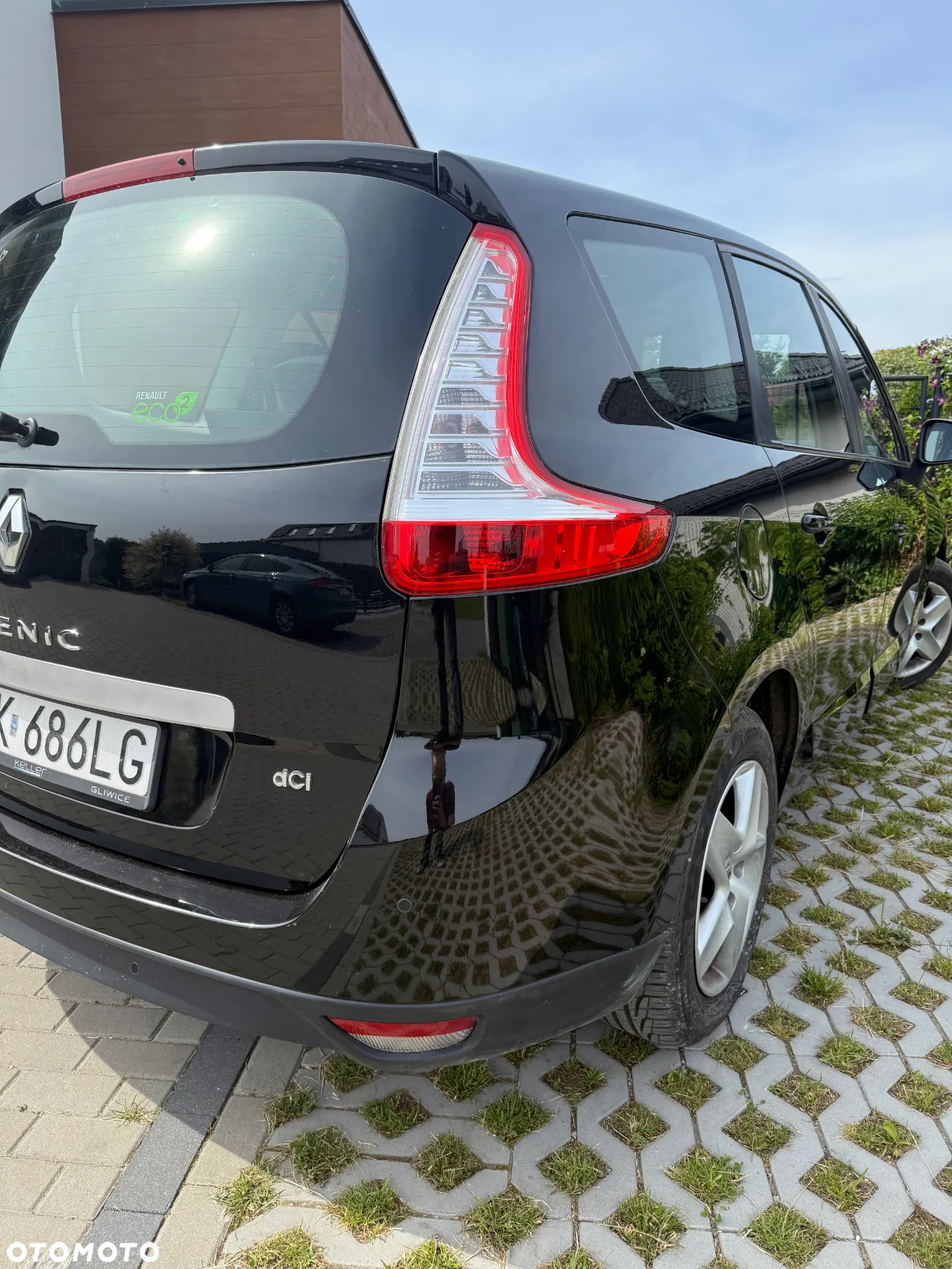Renault Grand Scenic - 10