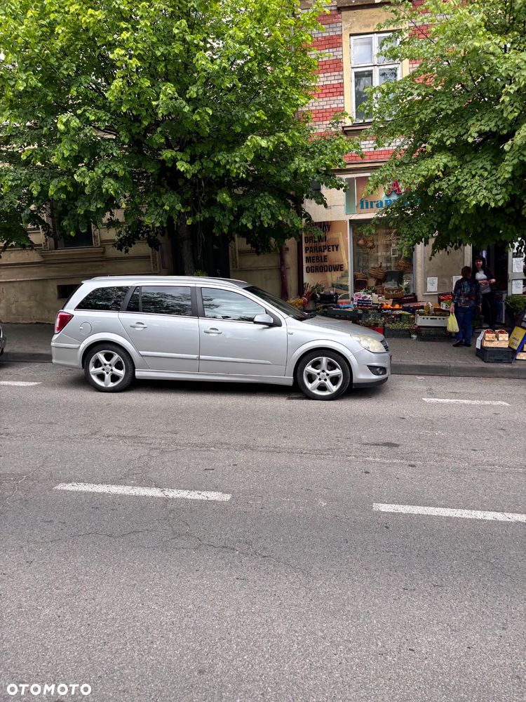 Opel Astra 1.6 Easytronic Cosmo - 4