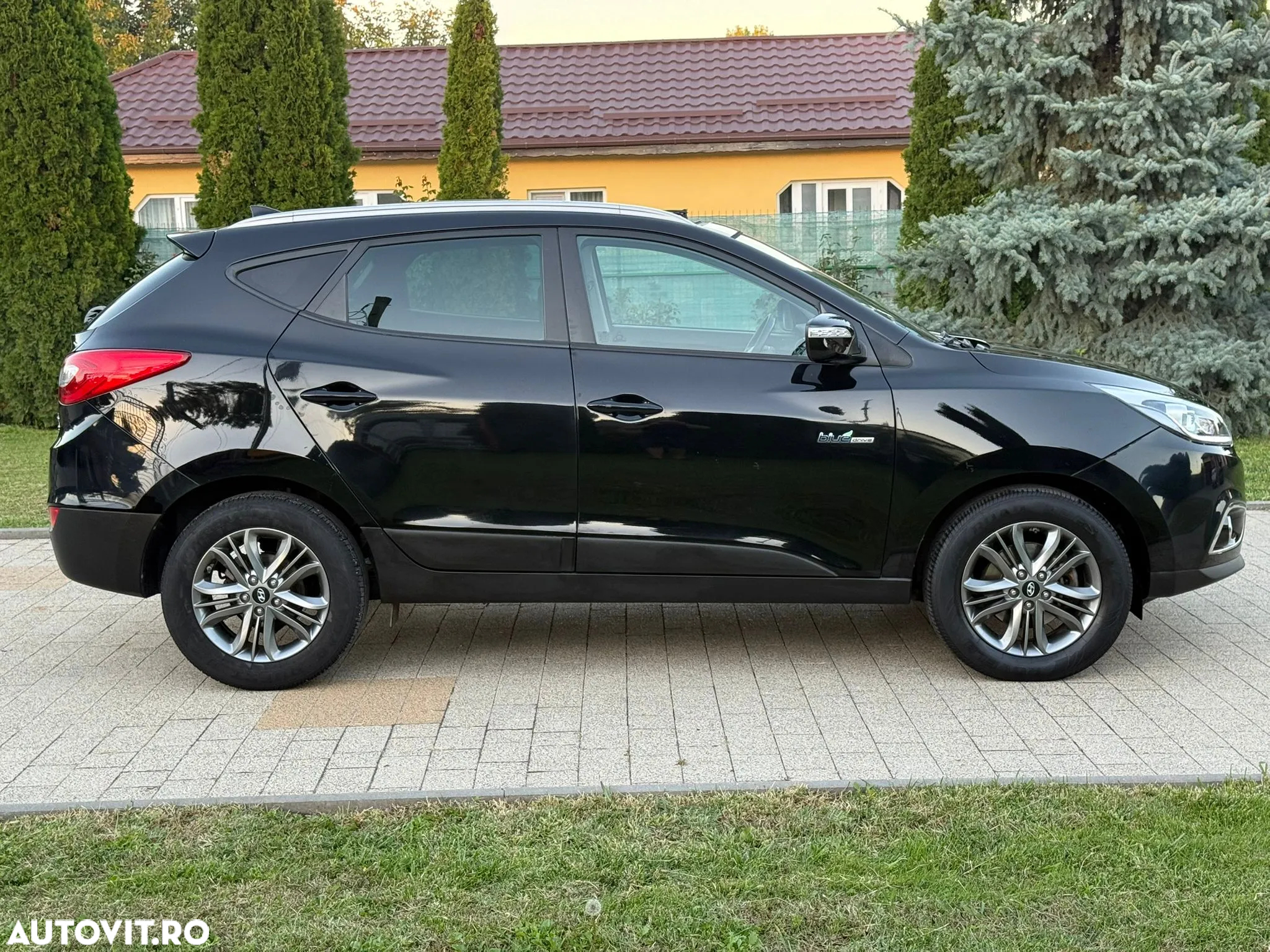 Hyundai ix35 1.7 CRDI 2WD blue Style - 18