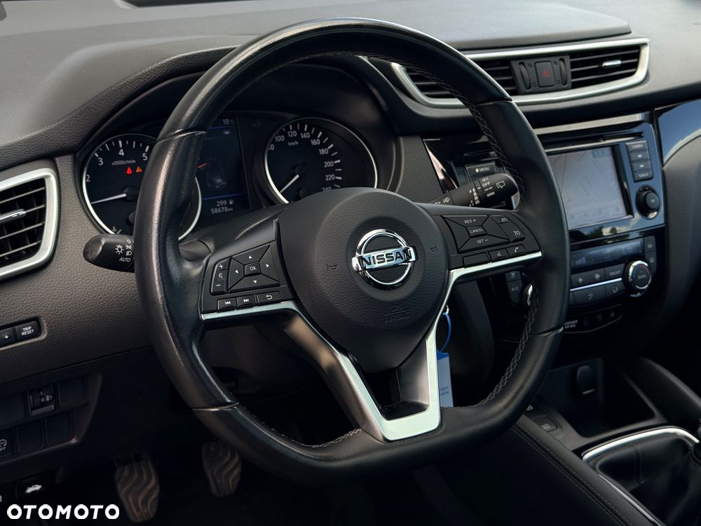 Nissan Qashqai 1.3 DIG-T N-WAY - 11