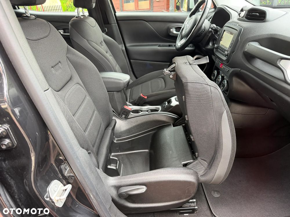 Jeep Renegade 1.4 MultiAir Limited - 28