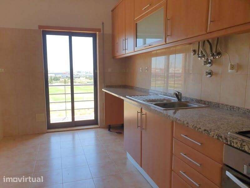 T2 situado no Montijo - Grande imagem: 4/6