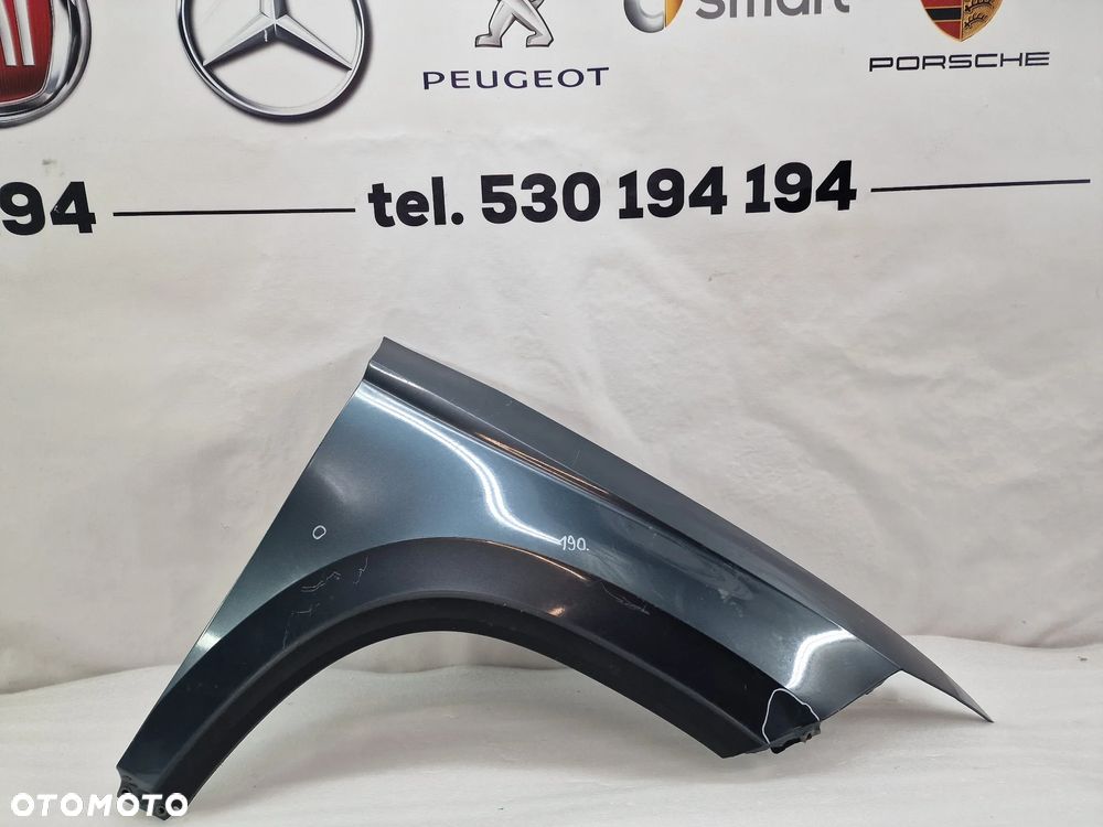 SEAT ATECA 575 PRAWY BŁOTNIK PRZEDNI PRZÓD , NR 575821106A , NR AUKCJI BŁ190 - 1