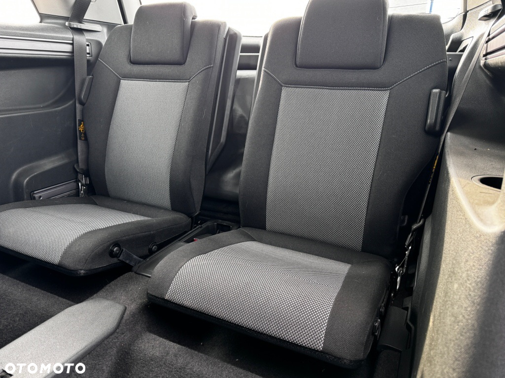 Opel Zafira - 17
