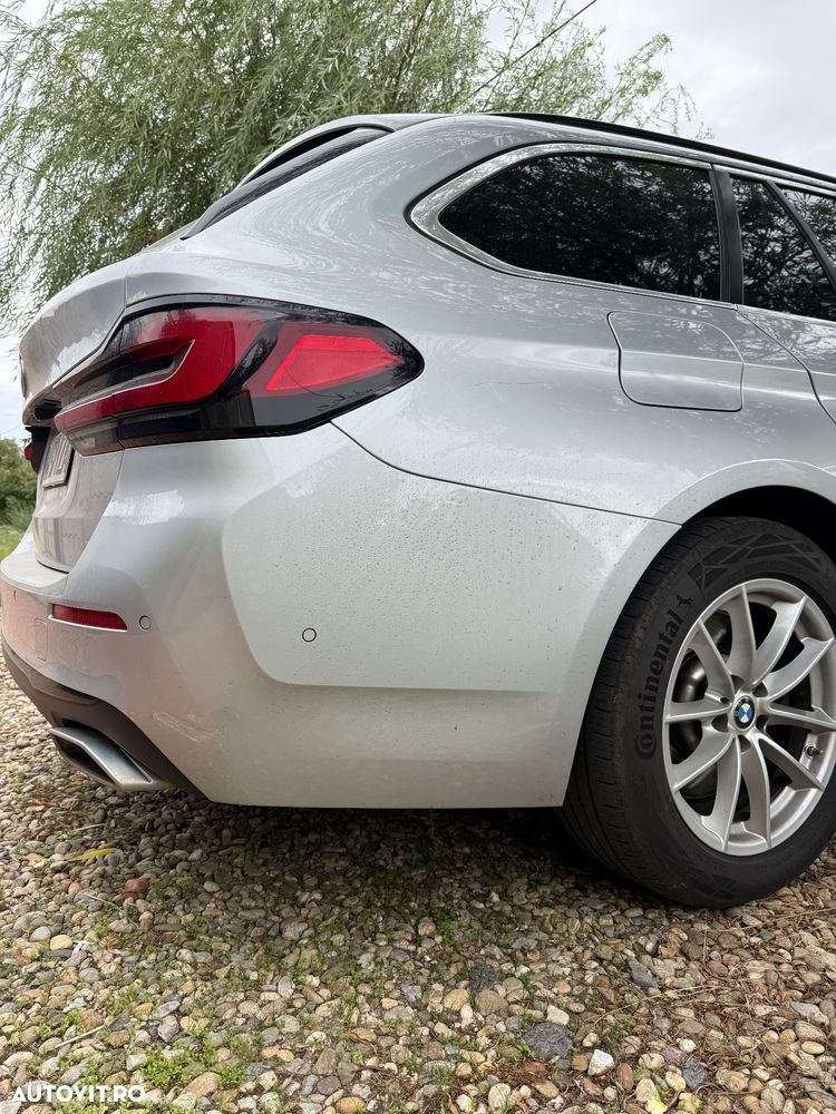 BMW Seria 5 530d AT MHEV - 23