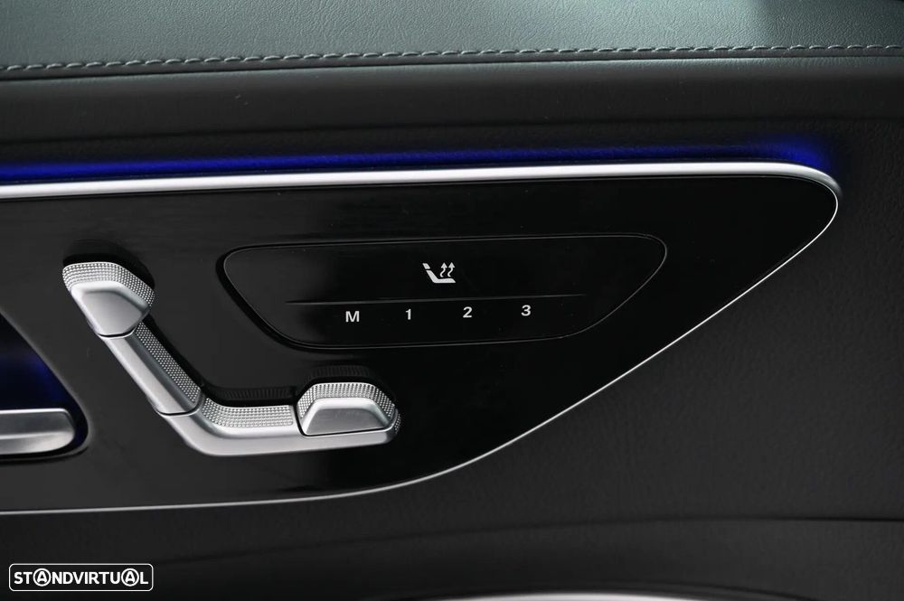 Mercedes-Benz C 300 d AMG Line - 29