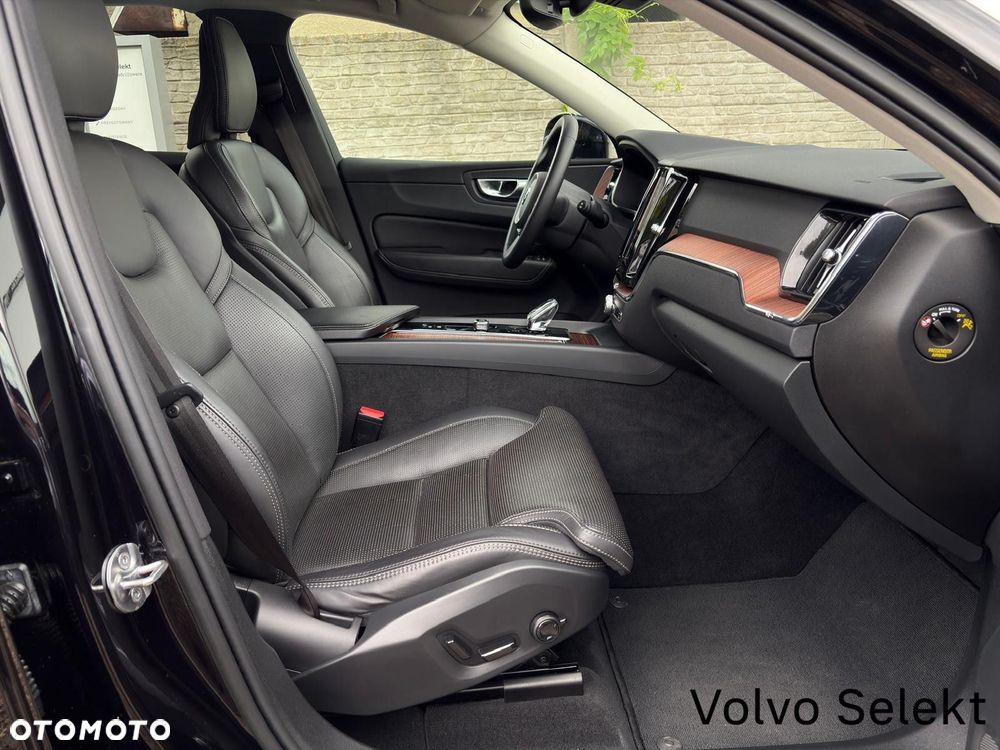 Volvo XC 60 - 16