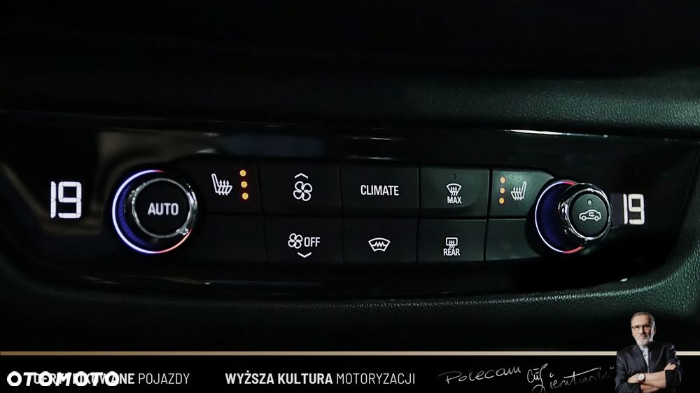 Opel Insignia 1.6 CDTI Innovation S&S - 26