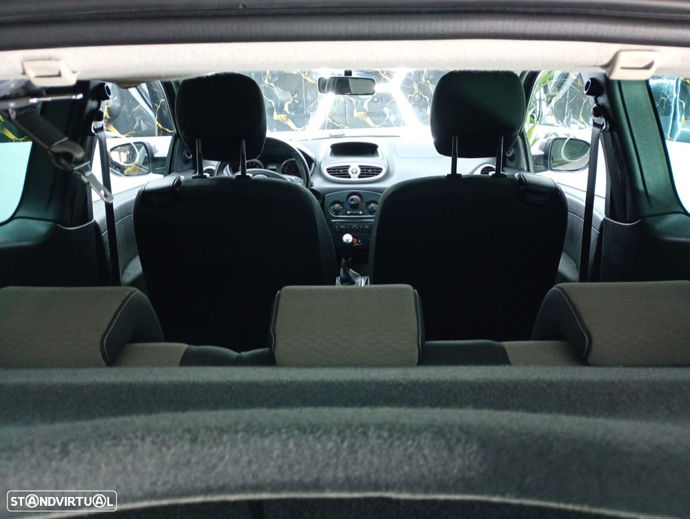 Renault Clio 1.2 16V Dynamique - 25