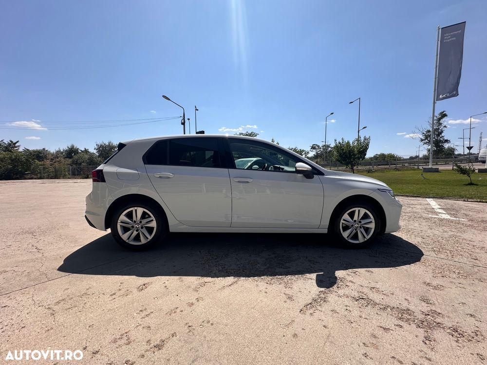 Volkswagen Golf 1.5 eTSI OPF DSG Life - 8