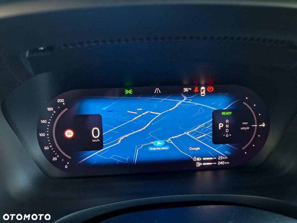 Volvo V90 T8 AWD Plug-In Hybrid R-Design - 30