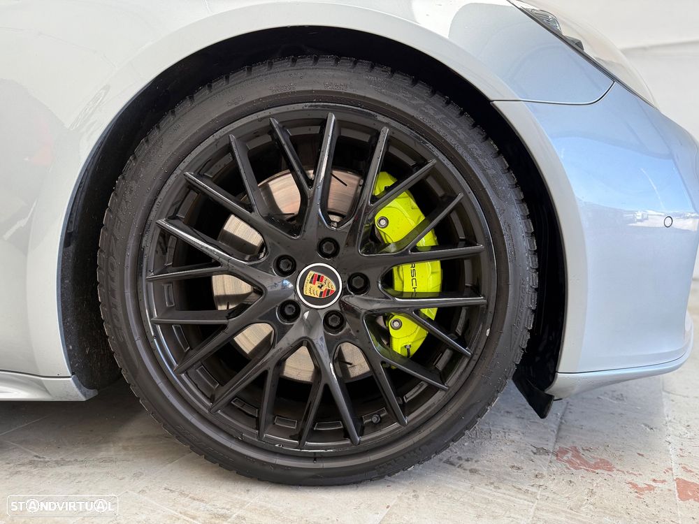 Porsche Panamera 4 E-Hybrid Platinum Edition - 30
