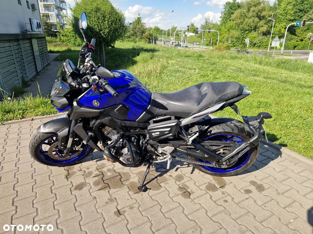 Yamaha MT - 4