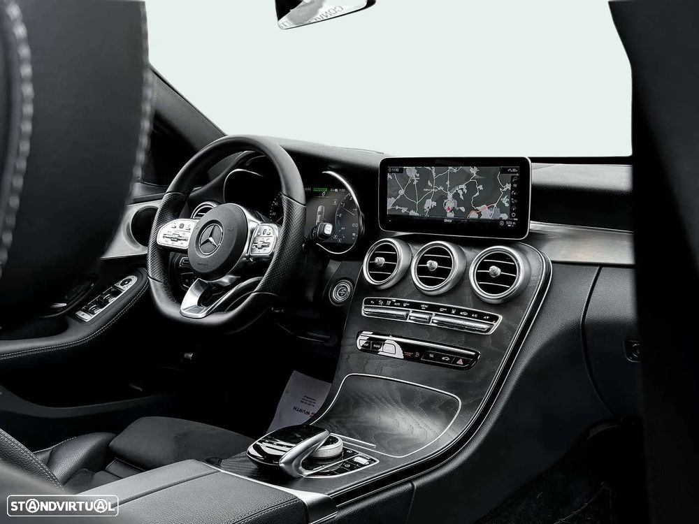 Mercedes-Benz C 300 de AMG Line - 9