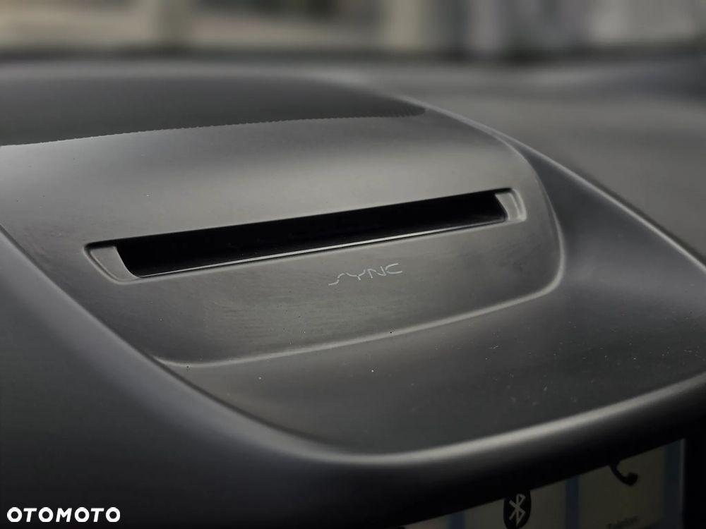 Ford Kuga - 24