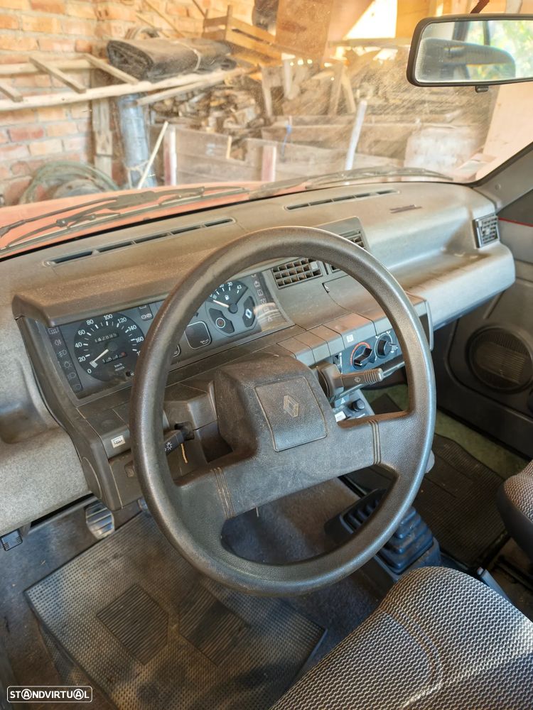 Renault 5 1.0 Campus - 7