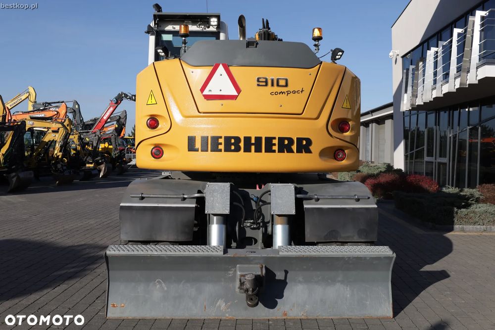 Liebherr A910 Compact Litronic - 7