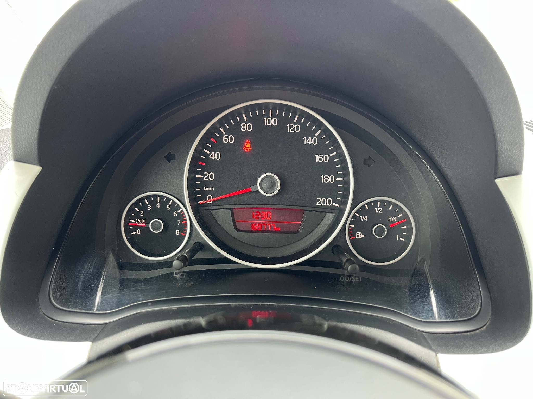 VW Up! 1.0 White - 5