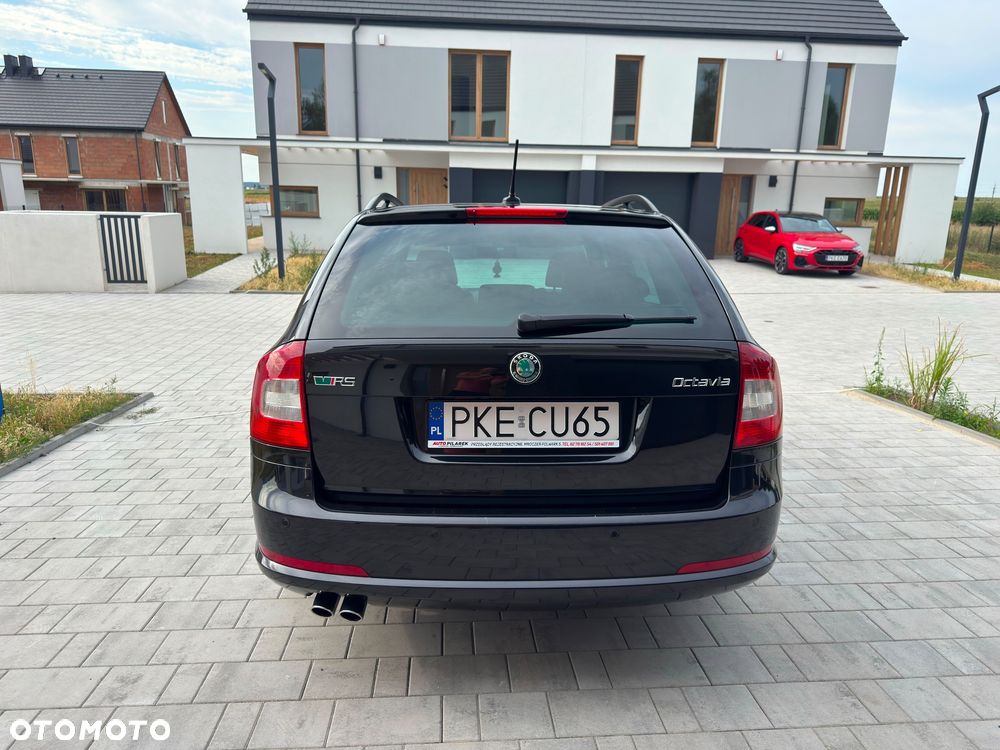 Skoda Octavia 2.0 TDI DPF RS - 8