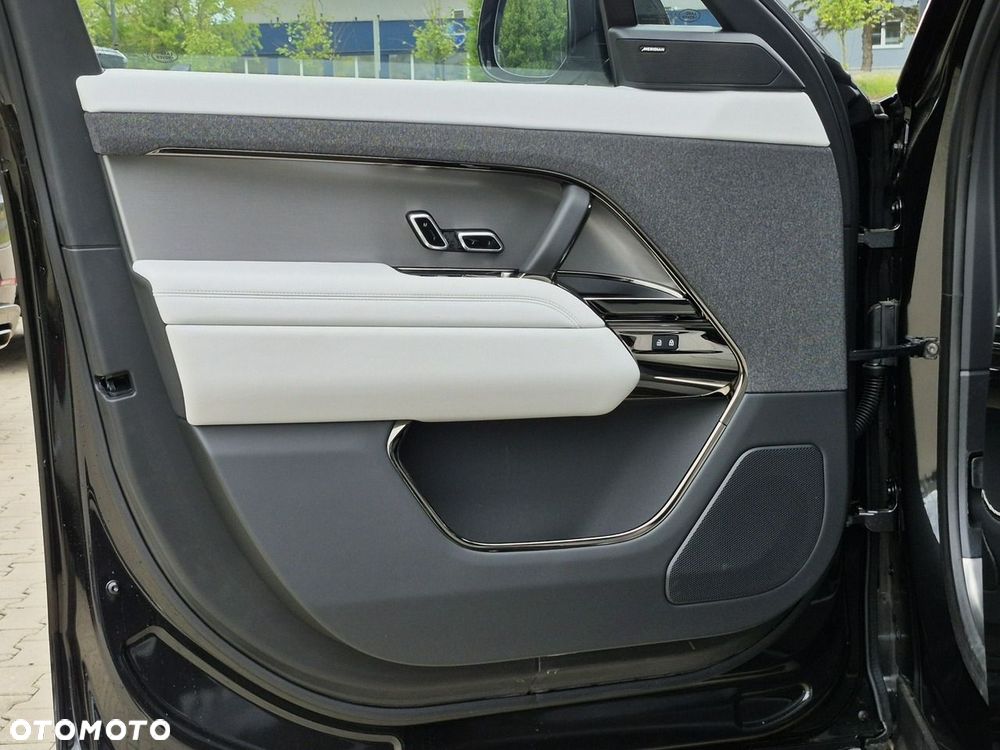 Land Rover Range Rover Sport - 19