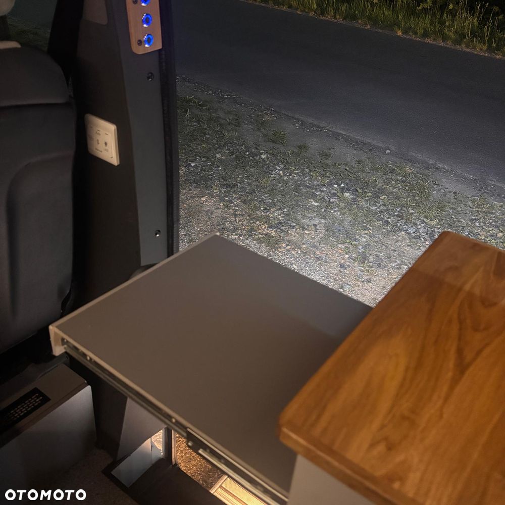 Mercedes-Benz Sprinter - 29