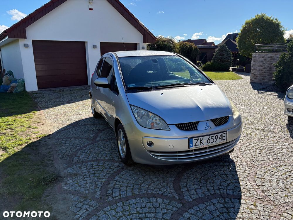 Mitsubishi Colt - 2