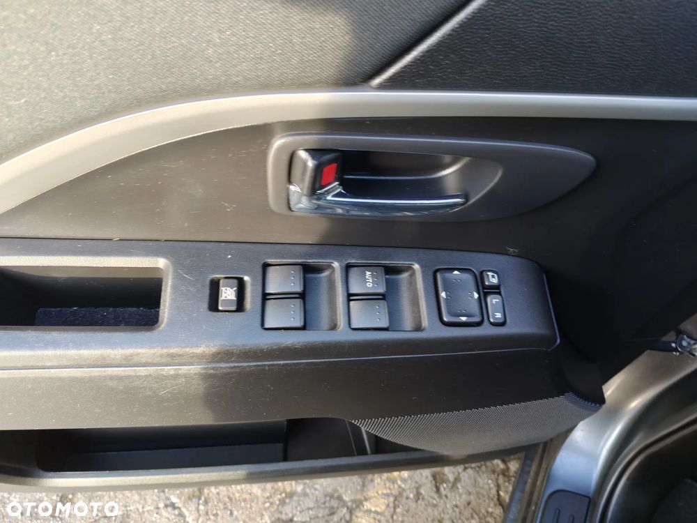 Mazda 5 2.0 MZR-DISI i-stop Kenko - 14