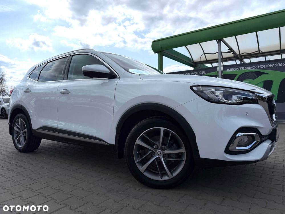 MG EHS Luxury - 6