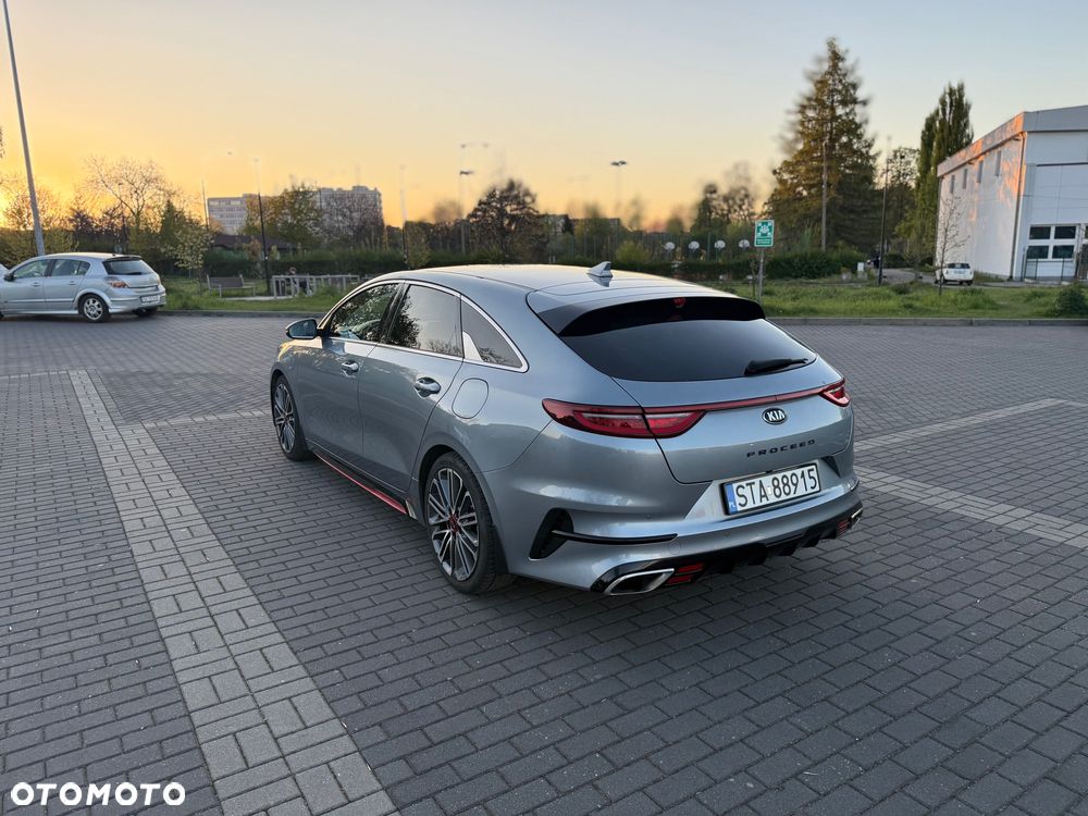 Kia ProCeed - 5