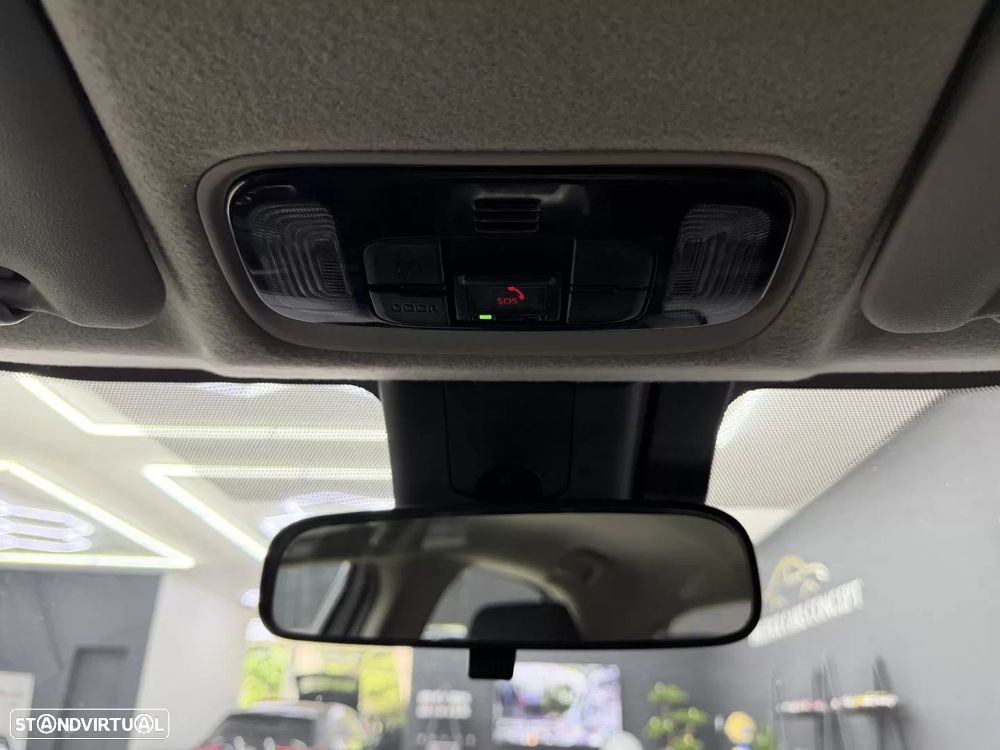 Toyota Yaris 1.0 VVT-i Comfort Plus — fotografia 40