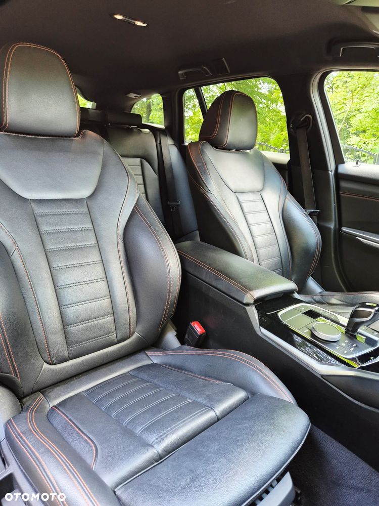 BMW Seria 3 320d Sport Line Shadow sport - 15