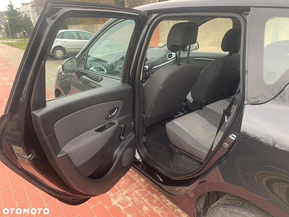 Renault Scenic dCi 110 FAP Dynamique - 24