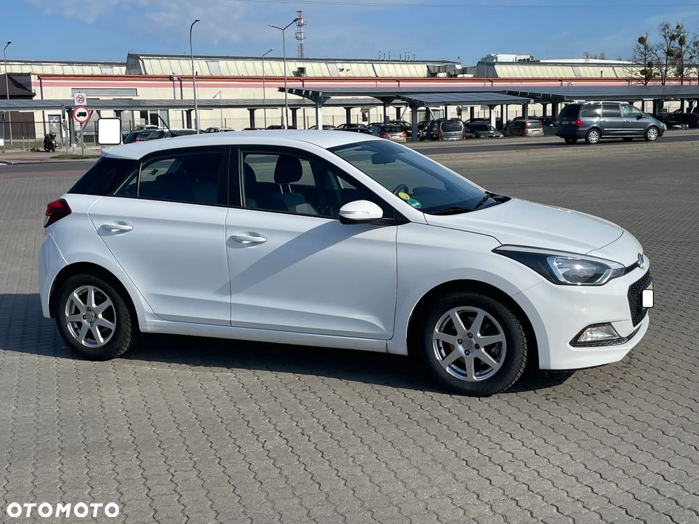 Hyundai i20 1.1 CRDi Passion - 23