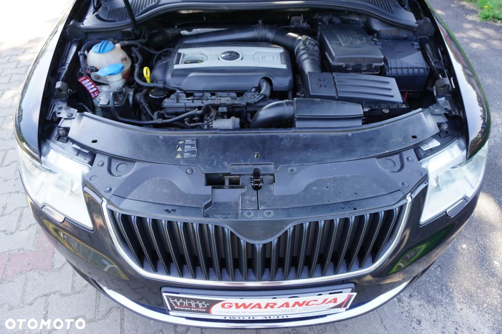 Skoda Superb 2.0 TSI L&K DSG - 27