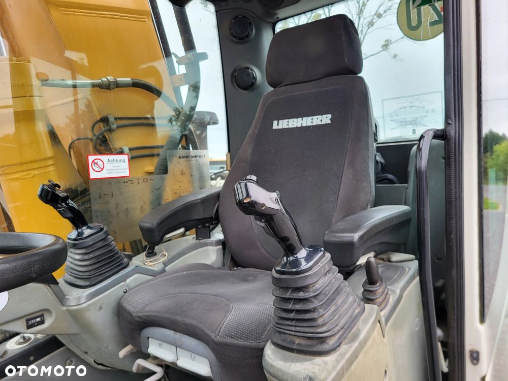 Liebherr A918 Compact / z Niemiec / Stan idealny / - 9