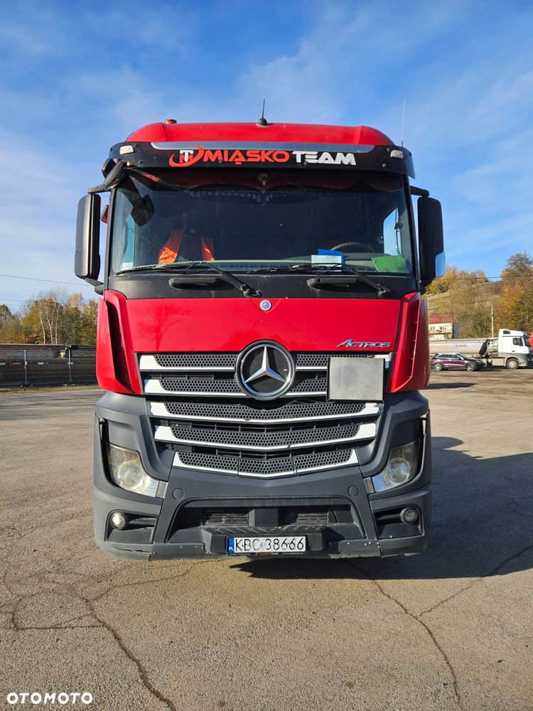 Mercedes-Benz Actros - 4