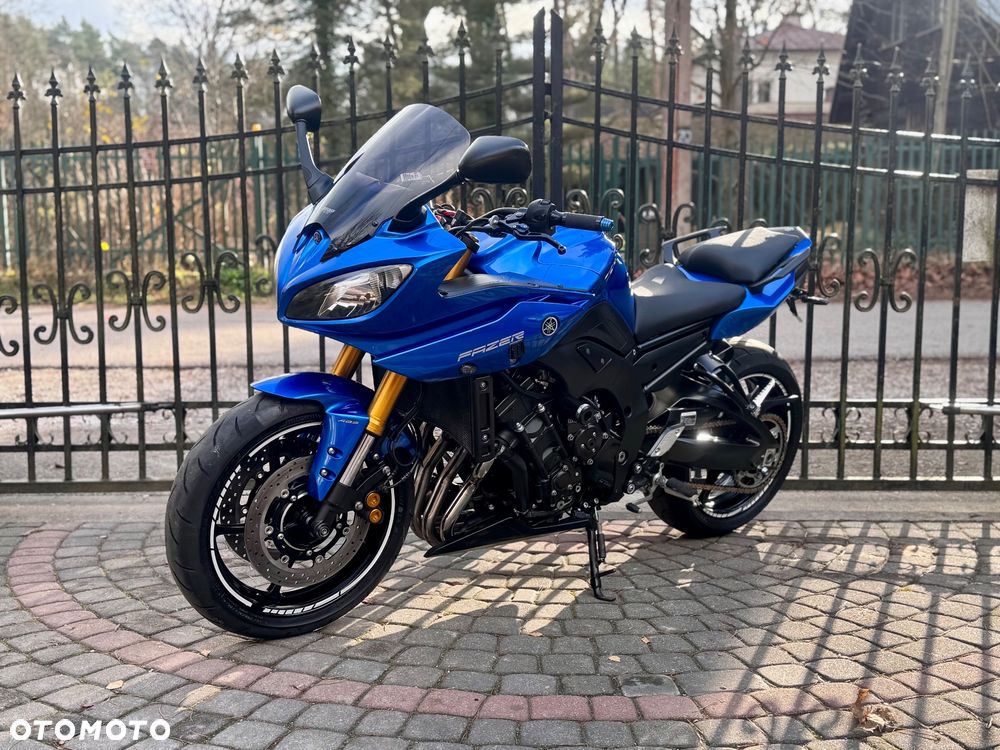 Yamaha FZ8 - 5