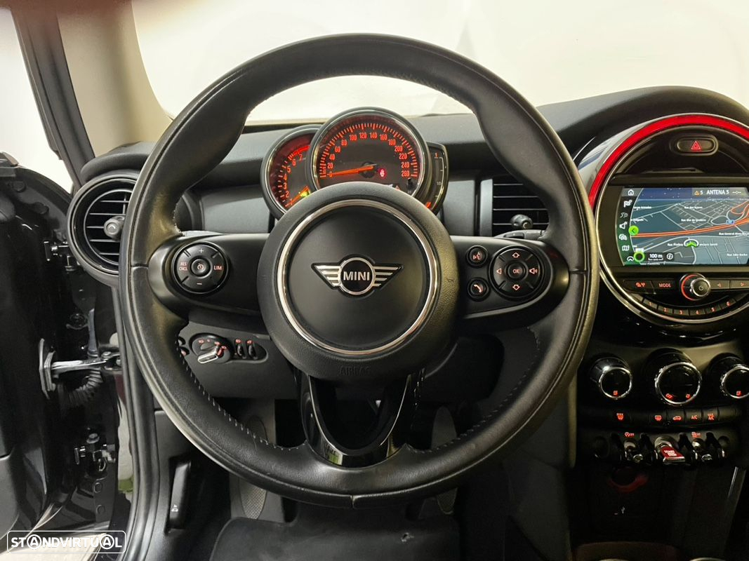 MINI 3 Portas One Sport Edition - 20