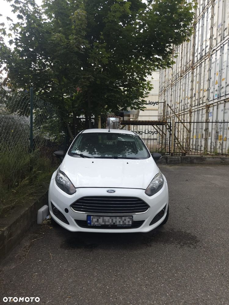 Ford Fiesta - 2