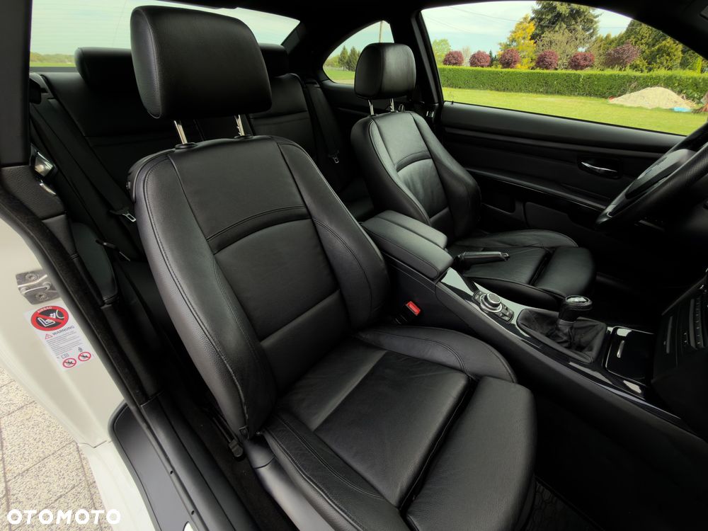 BMW Seria 3 320d - 22