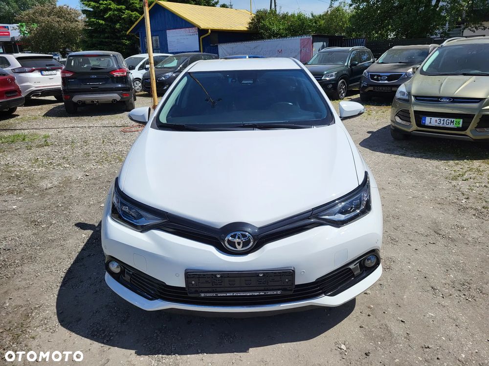 Toyota Auris 1.2 Turbo Team Deutschland - 9