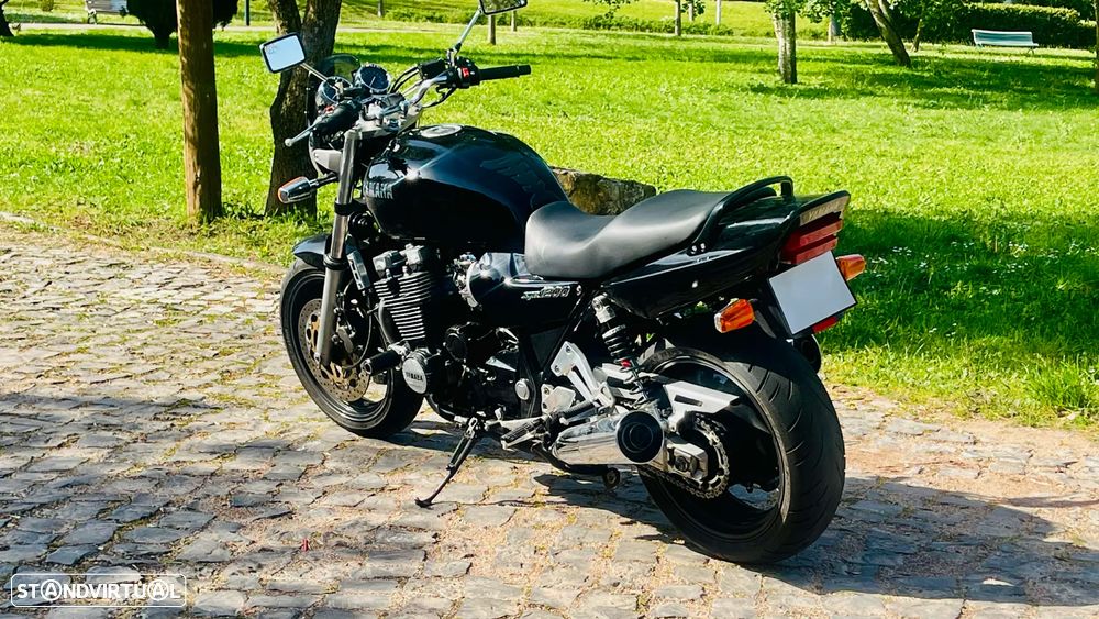 Yamaha XJR 1200 - 3